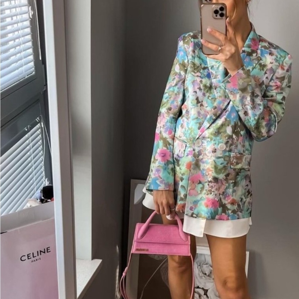 ZARA Multicolor Satin Floral Blazer in Light Blue, Pink, Green, Lavender Size S